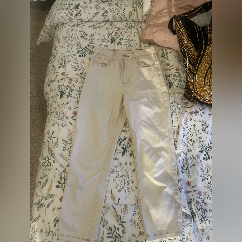 Tan/Cream Reclaimed Vintage mom jeans.